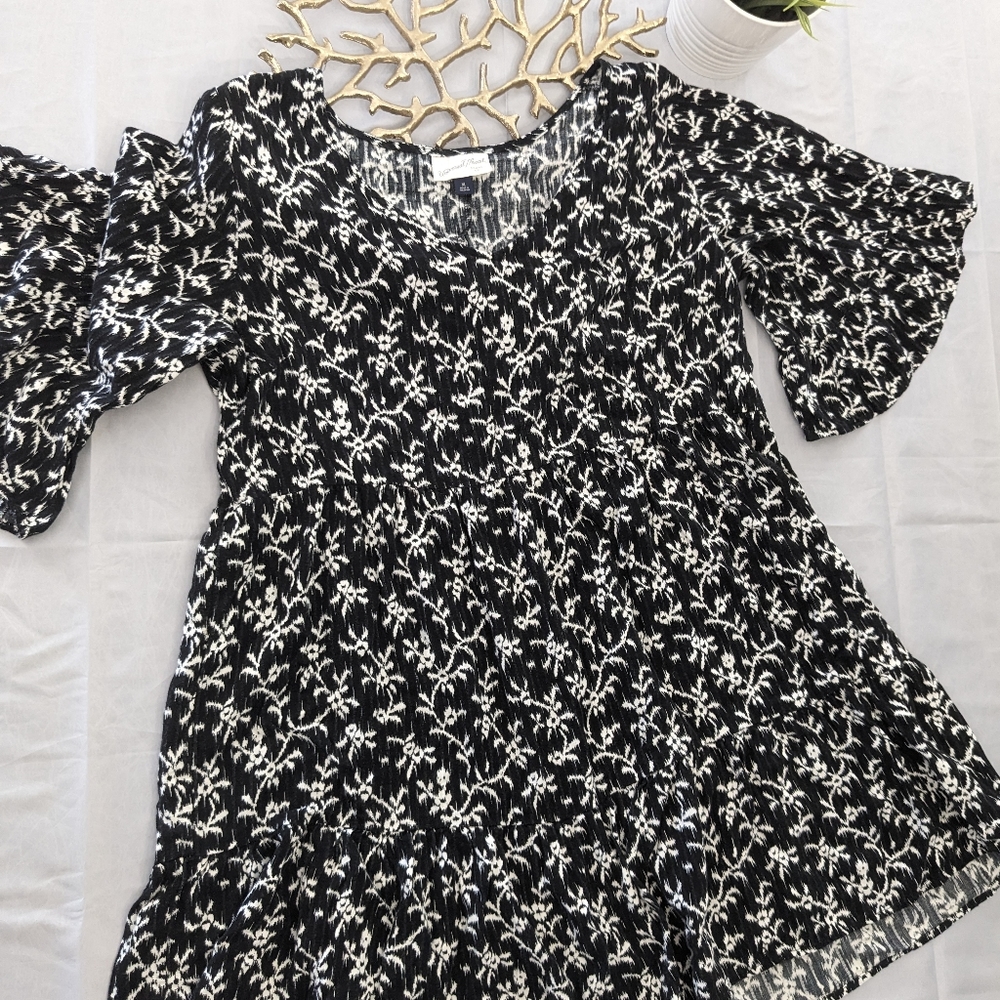 Universal Thread Black and White Floral Mini Dress
